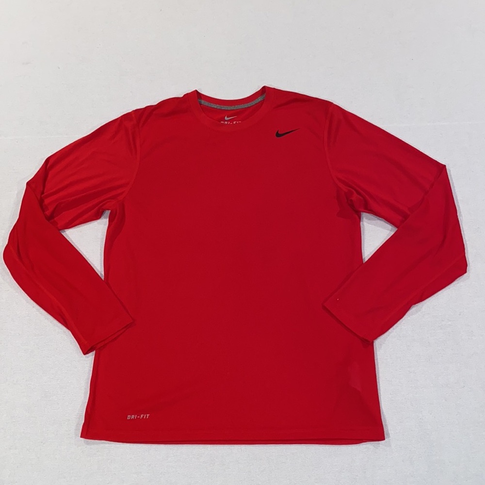 Nike men’s dri-fit red long sleeve shirt size medium